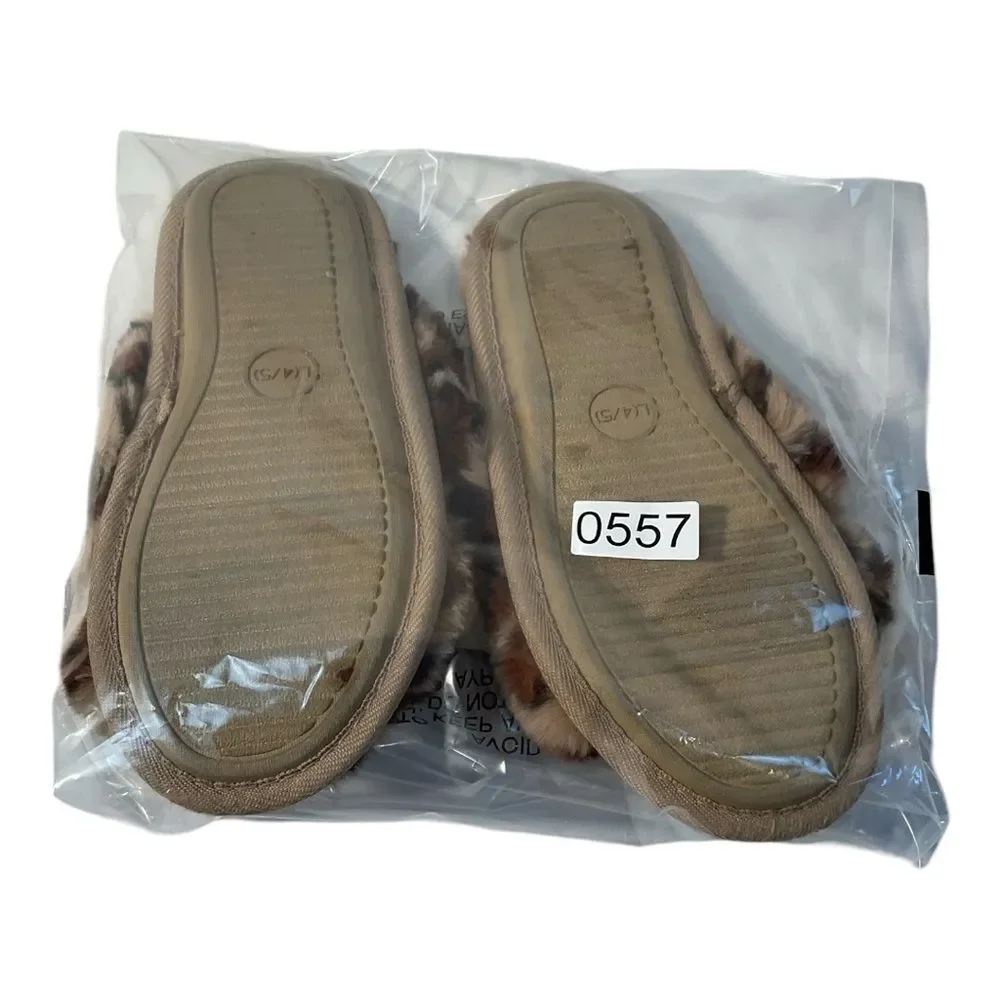 Cat & Jack Girls Leopard Print brooklyn faux fur slide on slippers  L(4/5)